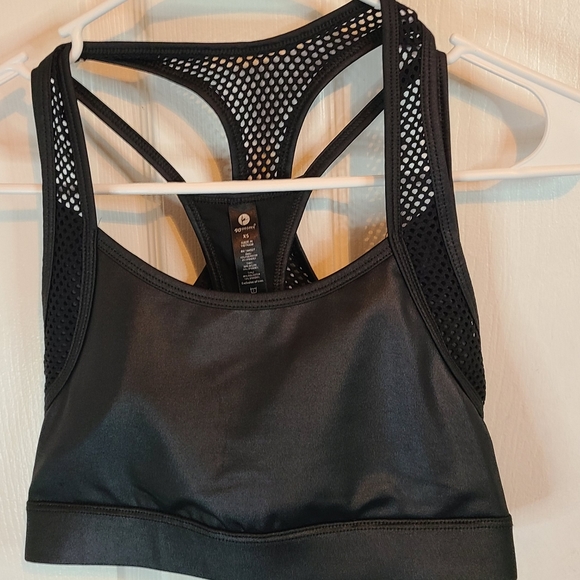 90 Degrees Woman's Seamless Sports Bra with strappy backed details, Size: XS - Picture 2 of 13